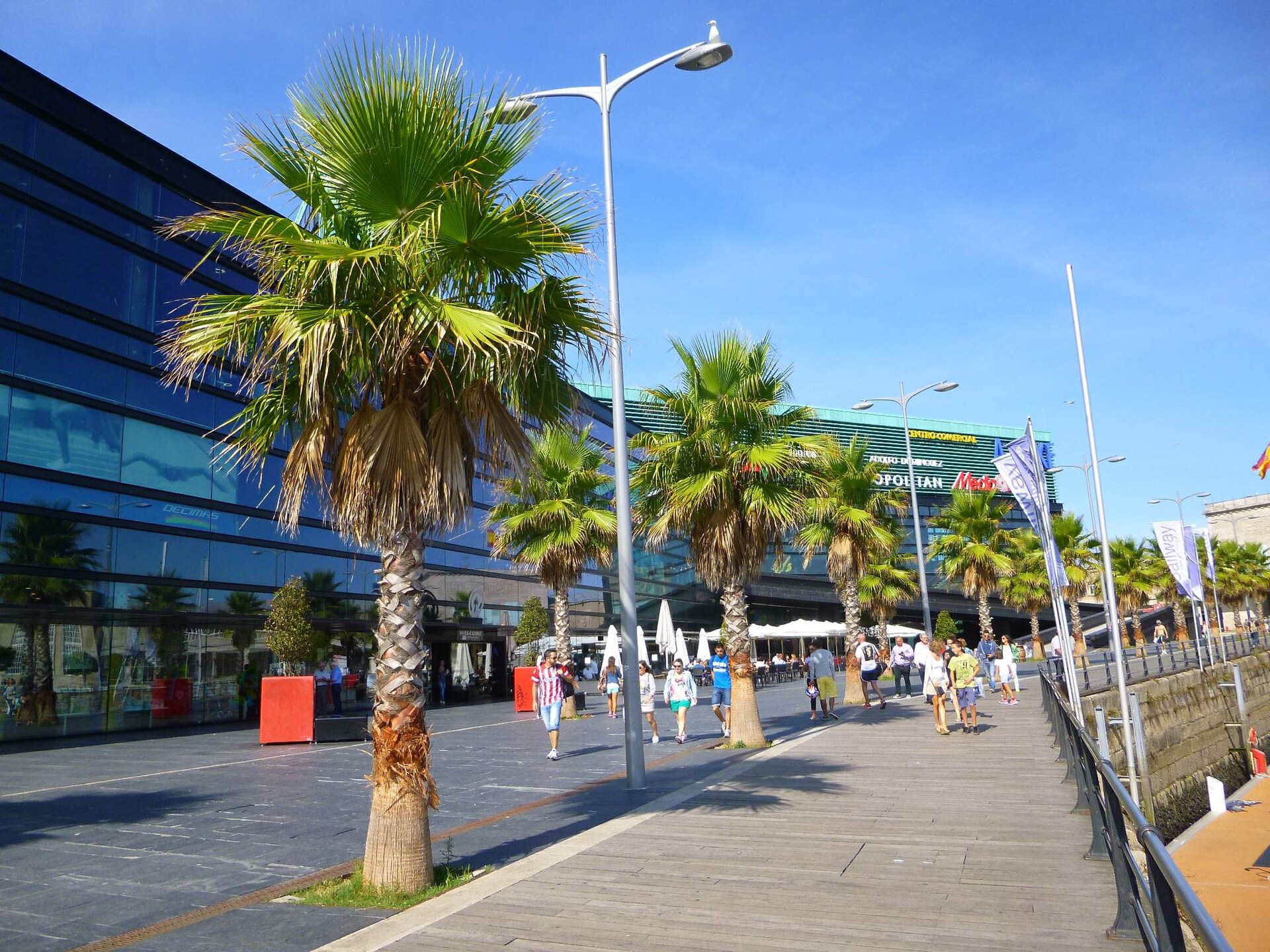 Centro comercial A Laxe, Vigo